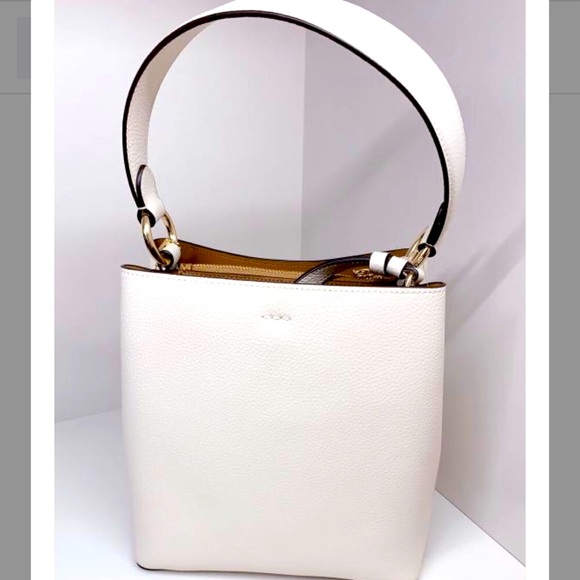 SOLD NWOT Coach Town Bucket Bage - Picture 2 of 7